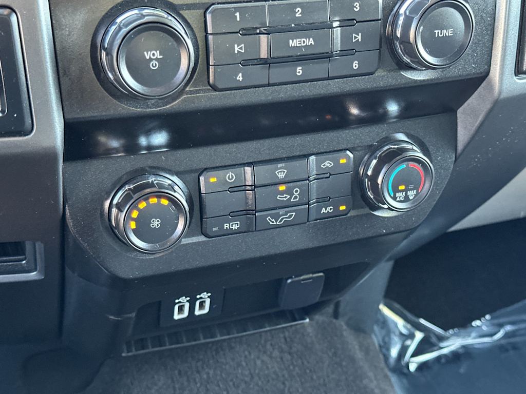 Thumbnail: 2019 Ford F-150 - 24