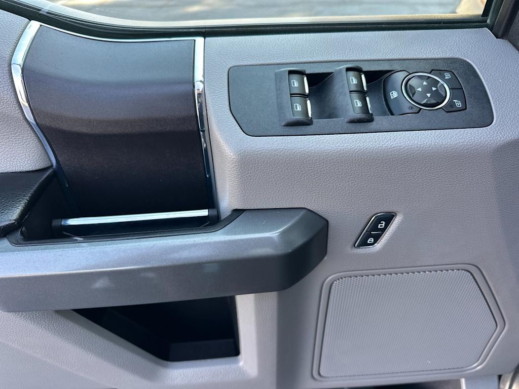 Thumbnail: 2019 Ford F-150 - 19