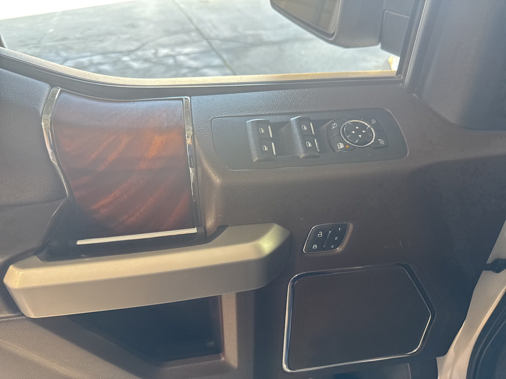 Thumbnail: 2016 Ford F-150 - 24