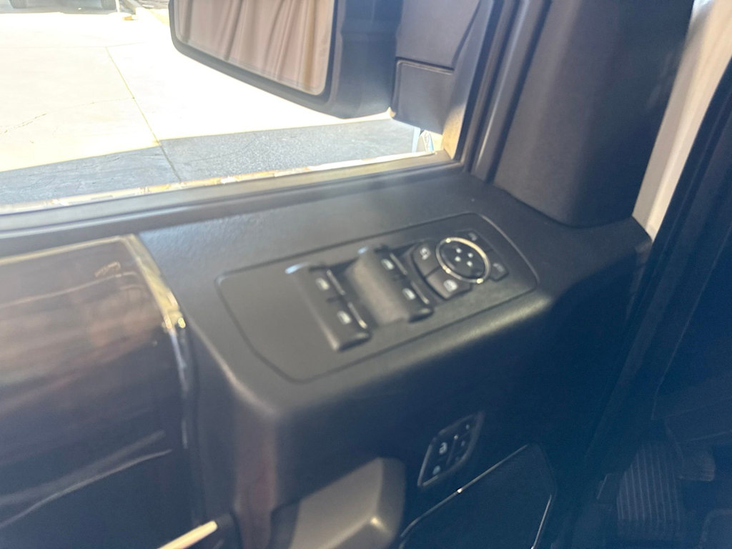 Thumbnail: 2017 Ford F-150 - 25