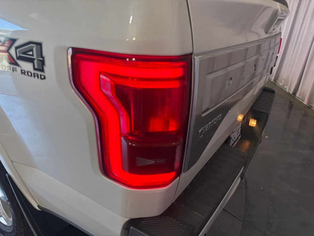 Thumbnail: 2017 Ford F-150 - 21