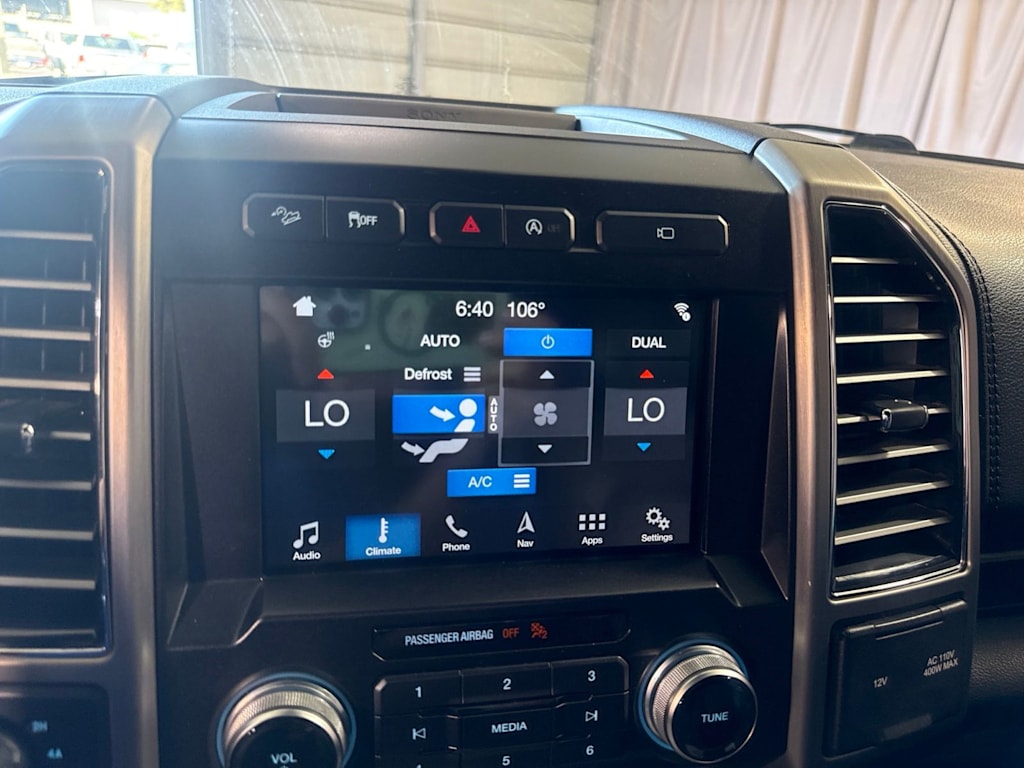 Thumbnail: 2017 Ford F-150 - 9