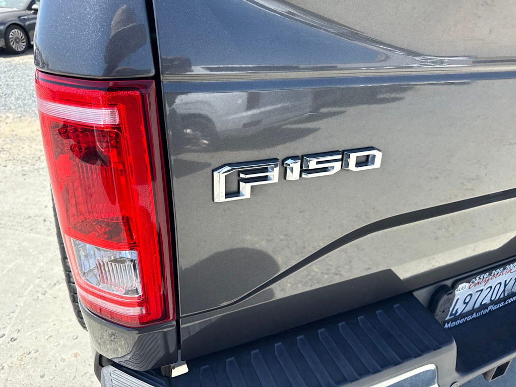 Thumbnail: 2015 Ford F-150 - 19