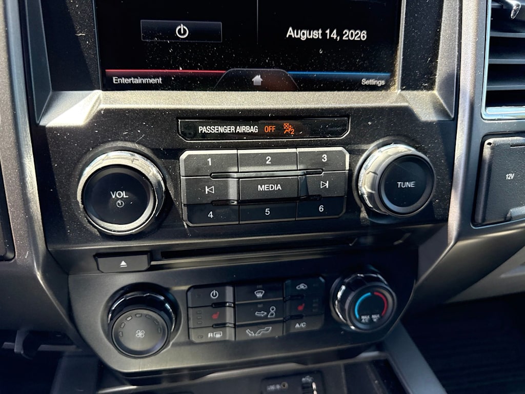 Thumbnail: 2015 Ford F-150 - 28