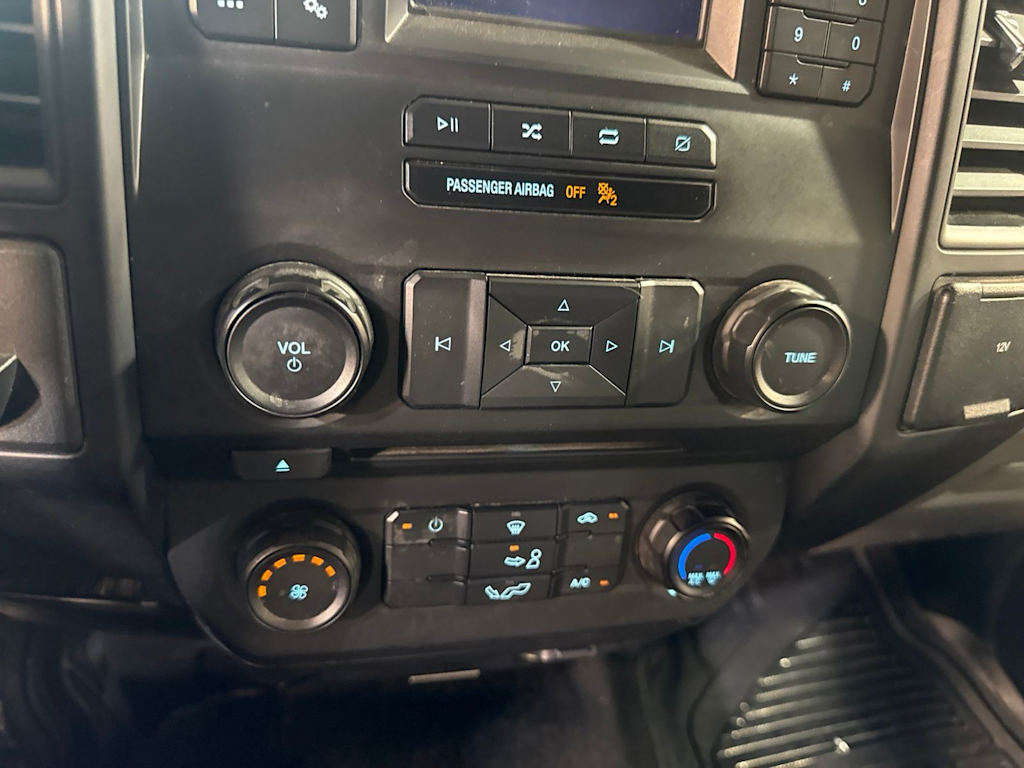 Thumbnail: 2018 Ford F-150 - 25