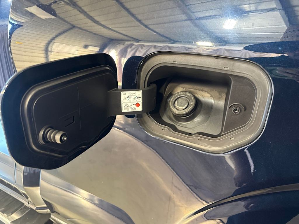 2022 Ford F-150 Lariat - Photo 16