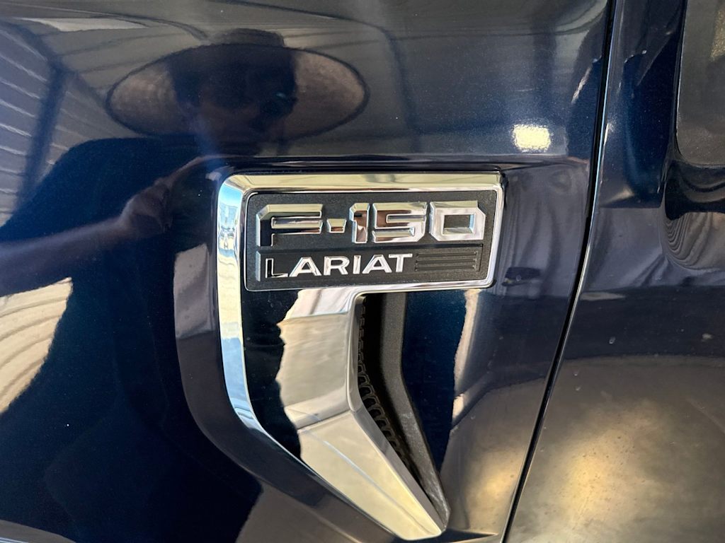 2022 Ford F-150 Lariat - Photo 11