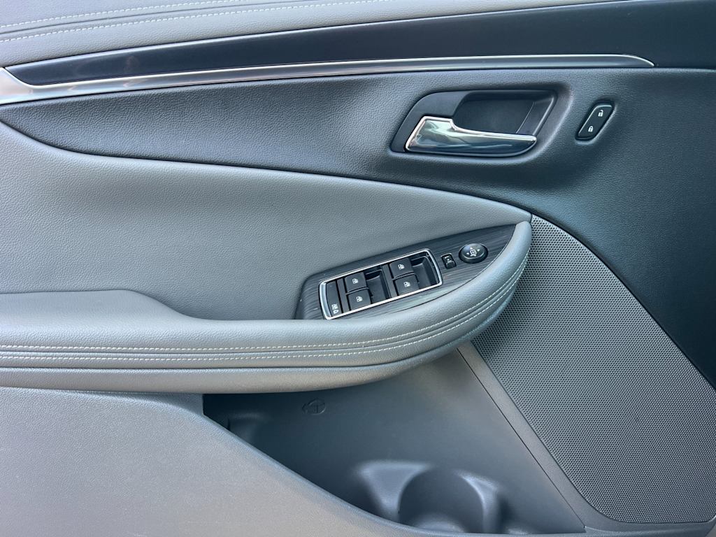 Thumbnail: 2019 Chevrolet Impala - 22