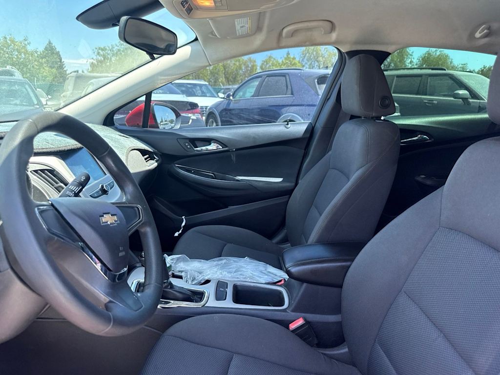 Thumbnail: 2016 Chevrolet Cruze - 8
