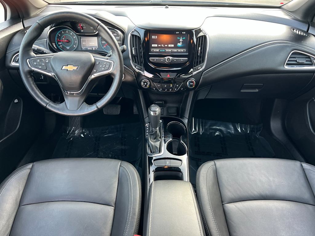 Thumbnail: 2017 Chevrolet Cruze - 2