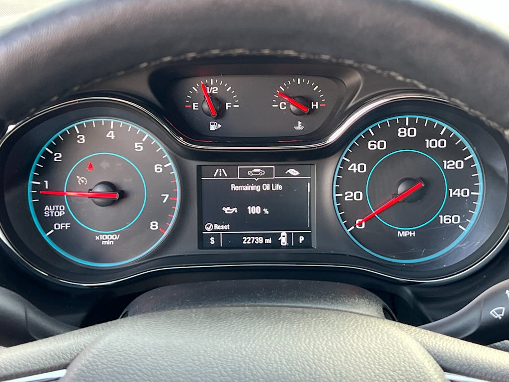 Thumbnail: 2017 Chevrolet Cruze - 16