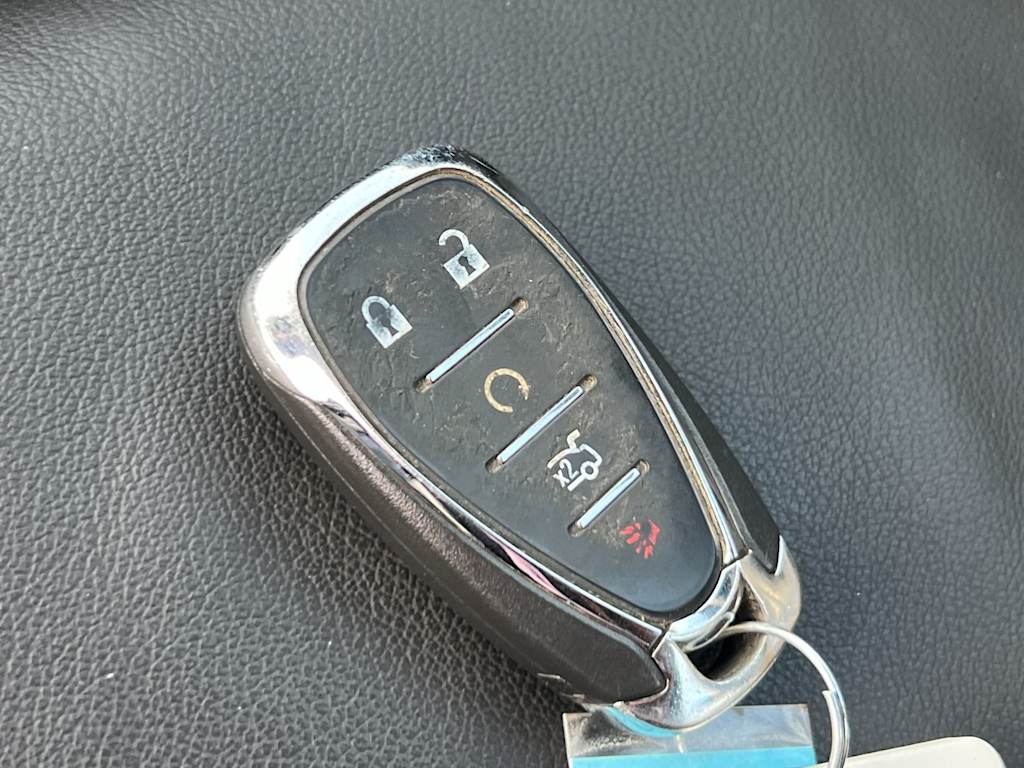 Thumbnail: 2017 Chevrolet Cruze - 17