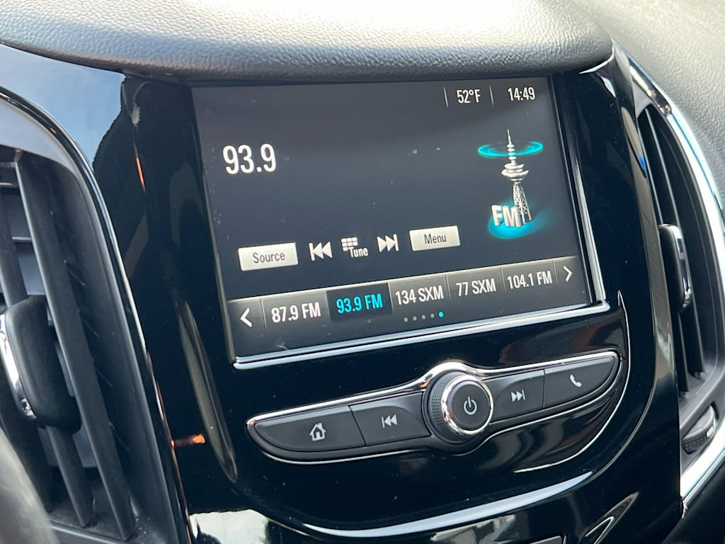 Thumbnail: 2017 Chevrolet Cruze - 14