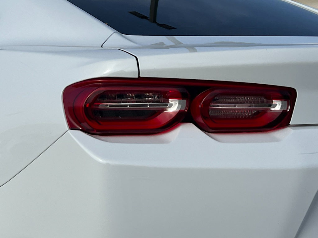 Thumbnail: 2020 Chevrolet Camaro - 28