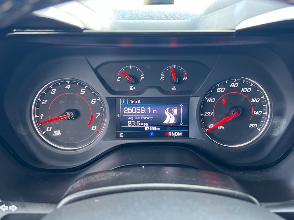 Thumbnail: 2020 Chevrolet Camaro - 16