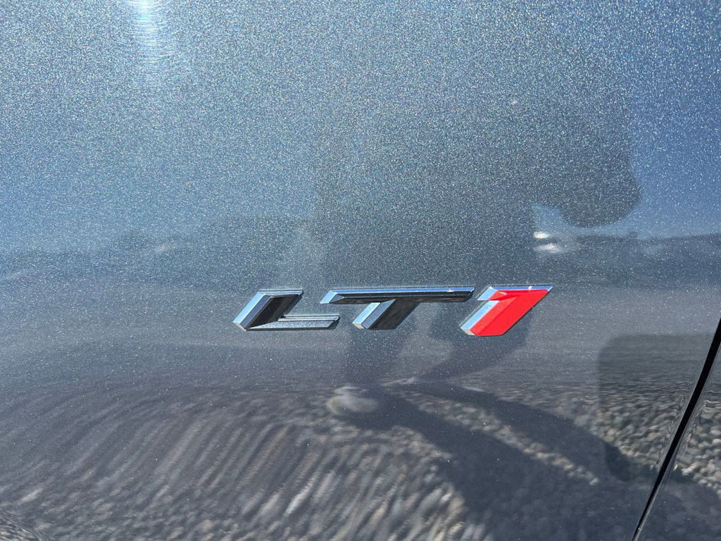 Thumbnail: 2021 Chevrolet Camaro - 17