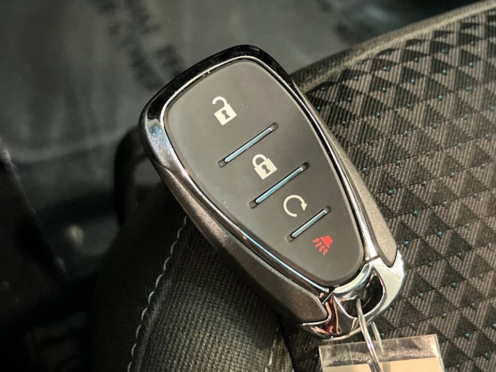 Thumbnail: 2023 Chevrolet Bolt EV - 18