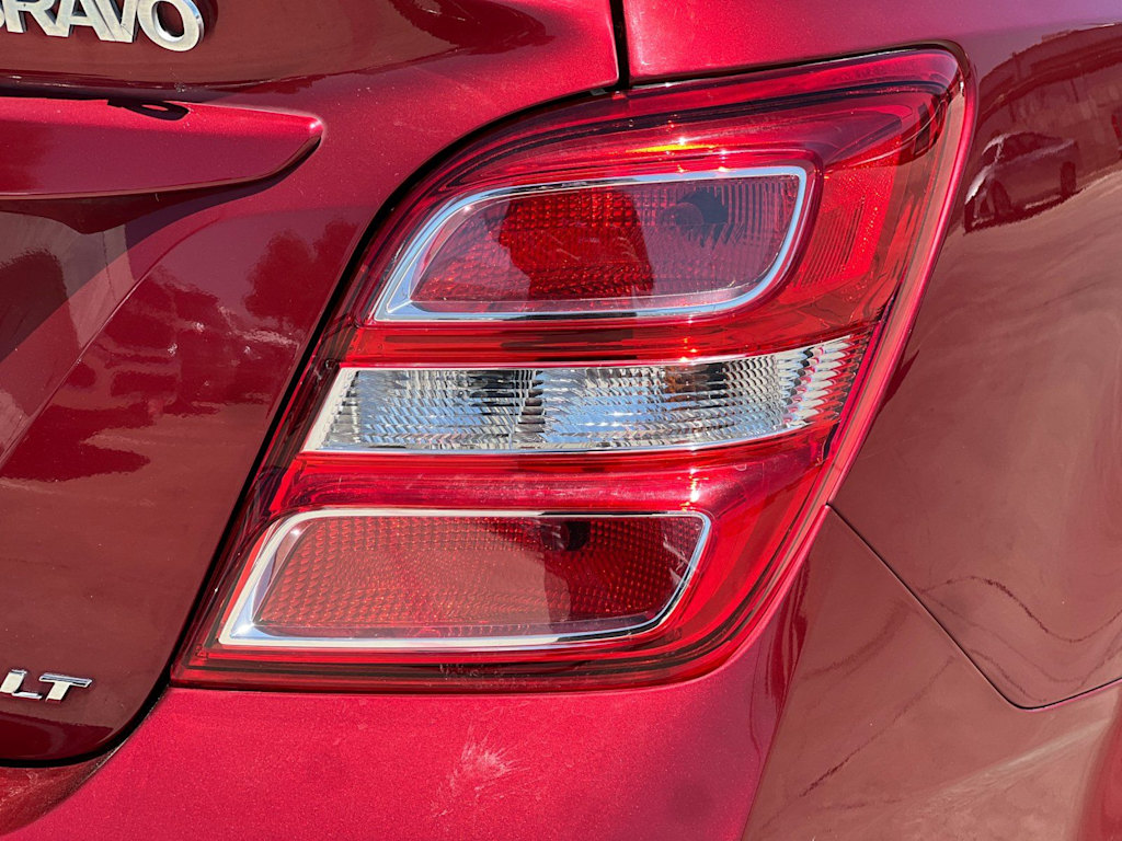 Thumbnail: 2017 Chevrolet Sonic - 28