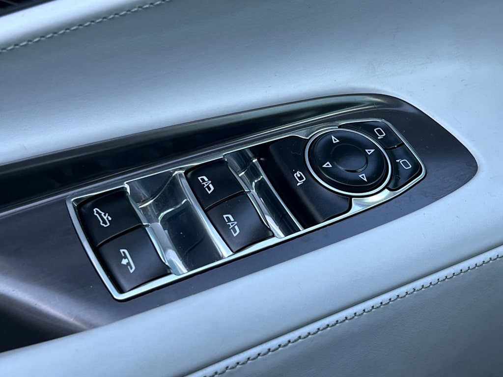 Thumbnail: 2023 Chevrolet Corvette - 21