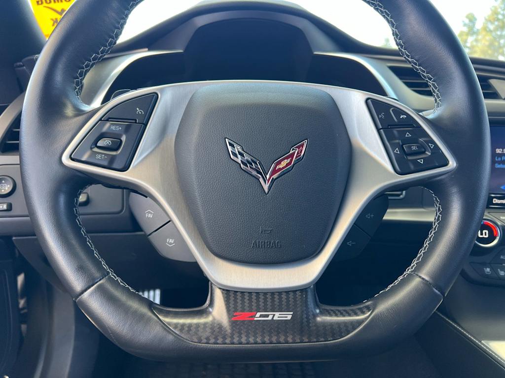 Thumbnail: 2015 Chevrolet Corvette - 12