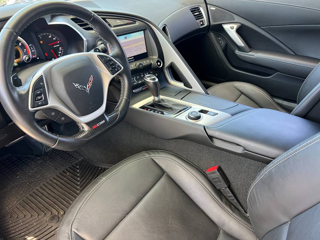Thumbnail: 2015 Chevrolet Corvette - 8