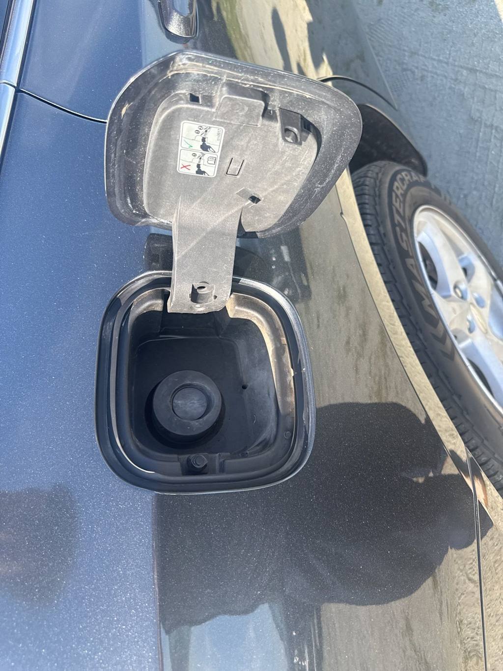 Thumbnail: 2017 Chevrolet Malibu - 14