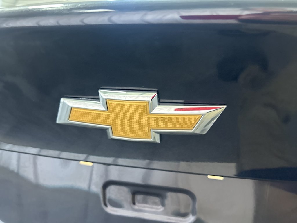 Thumbnail: 2023 Chevrolet Malibu - 20