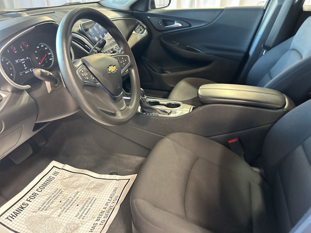 Thumbnail: 2023 Chevrolet Malibu - 7