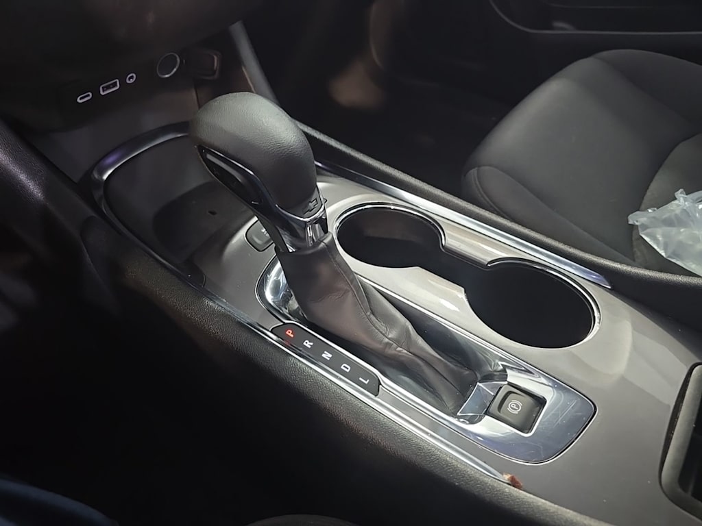 Thumbnail: 2024 Chevrolet Malibu - 12