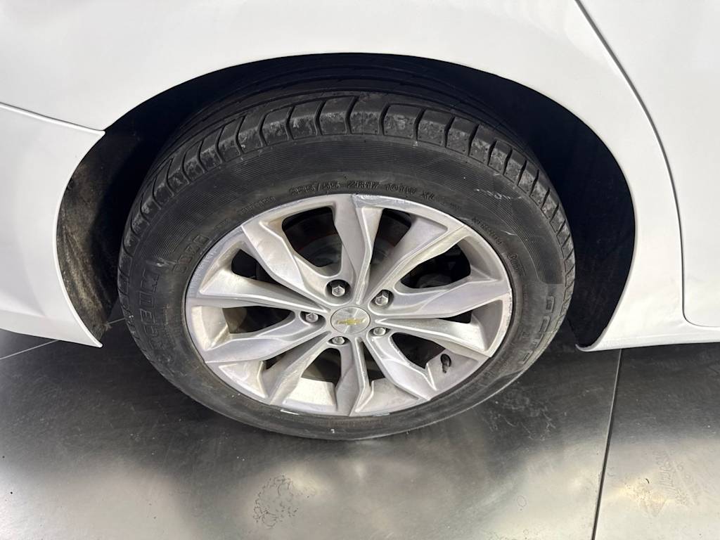 Thumbnail: 2019 Chevrolet Malibu - 24