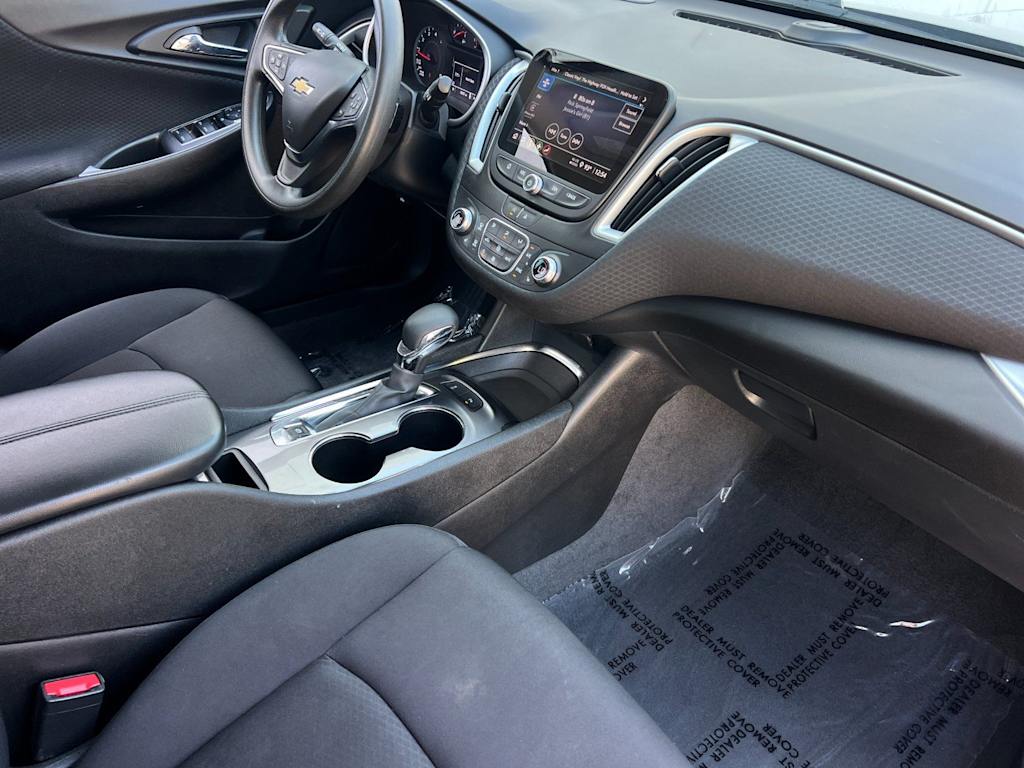 Thumbnail: 2024 Chevrolet Malibu - 13
