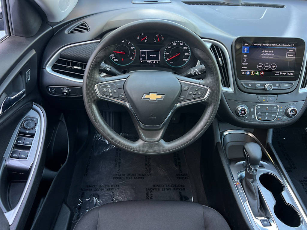 Thumbnail: 2024 Chevrolet Malibu - 12