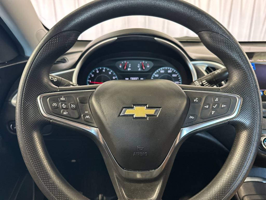 Thumbnail: 2024 Chevrolet Malibu - 27