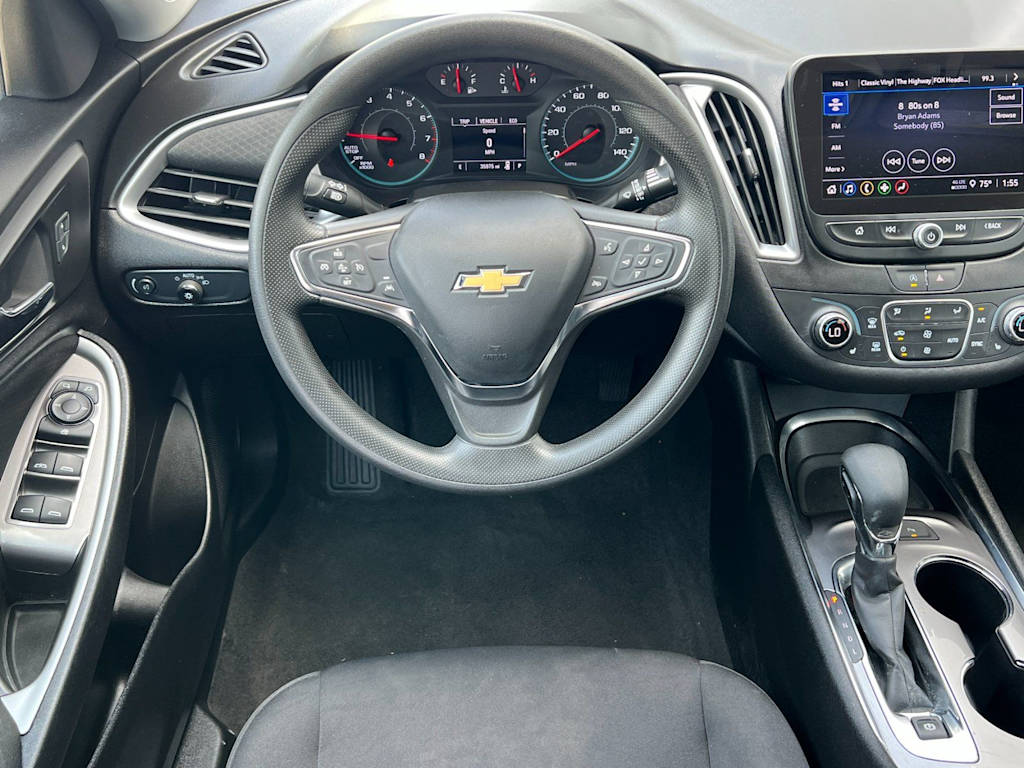 Thumbnail: 2024 Chevrolet Malibu - 11