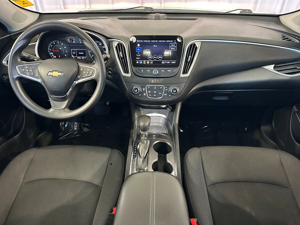 Thumbnail: 2023 Chevrolet Malibu - 2