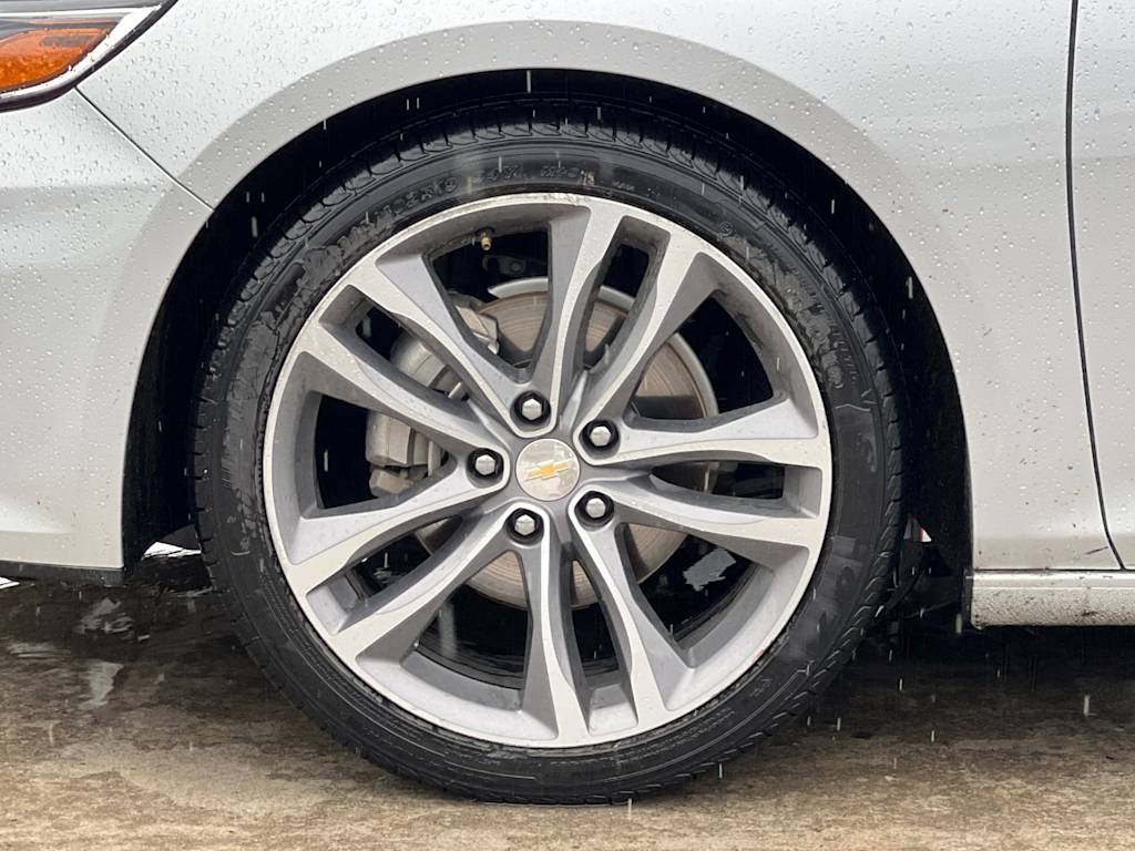 2022 Chevrolet Malibu LT 8