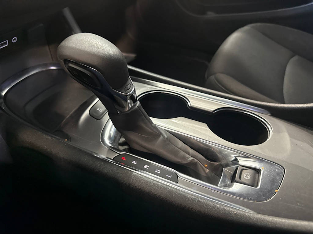 Thumbnail: 2024 Chevrolet Malibu - 12