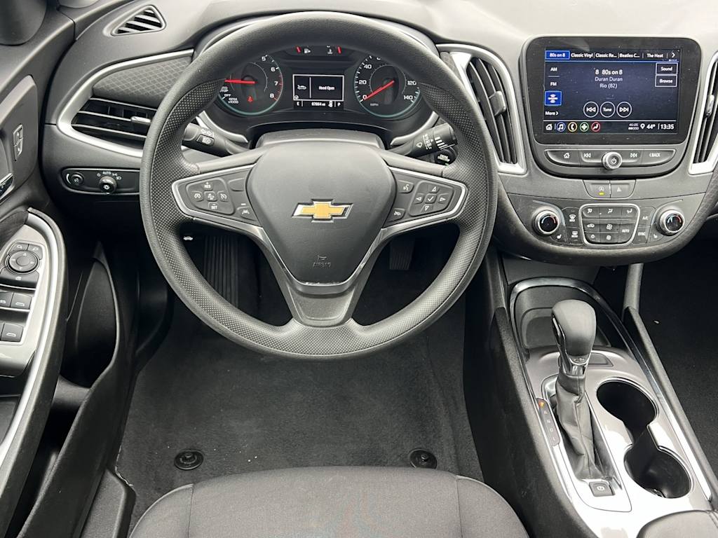 Thumbnail: 2023 Chevrolet Malibu - 11