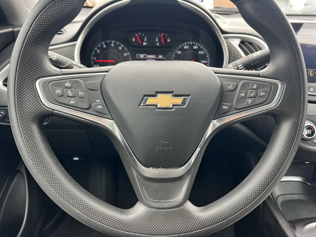Thumbnail: 2023 Chevrolet Malibu - 27
