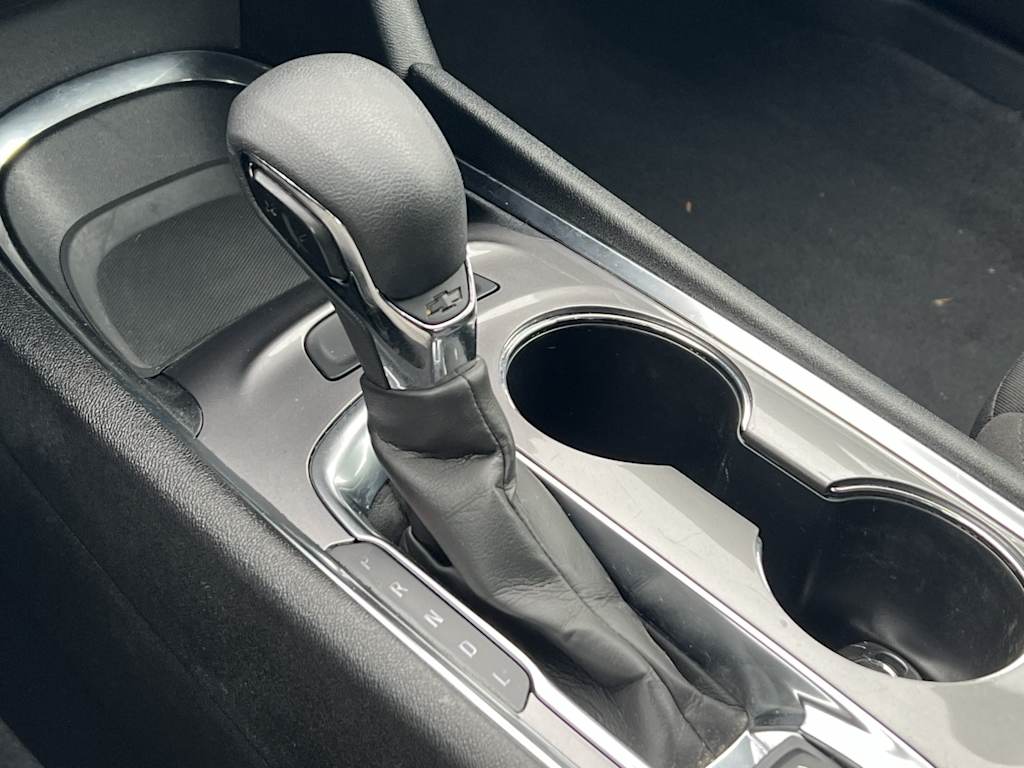 Thumbnail: 2023 Chevrolet Malibu - 14