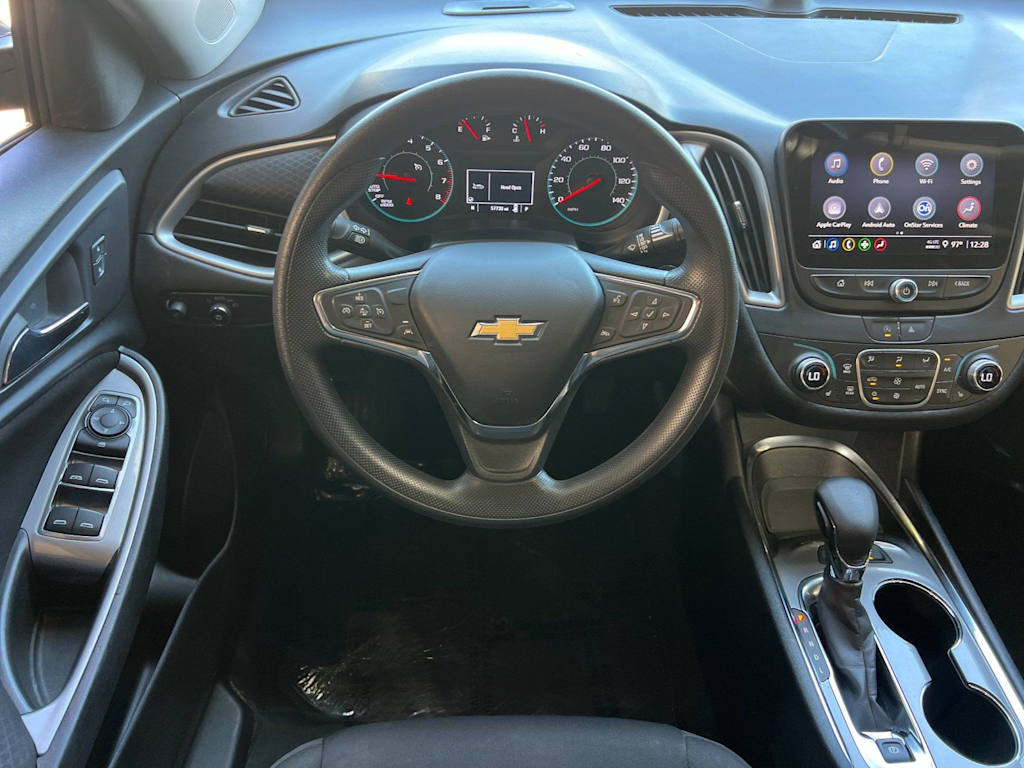 Thumbnail: 2024 Chevrolet Malibu - 12