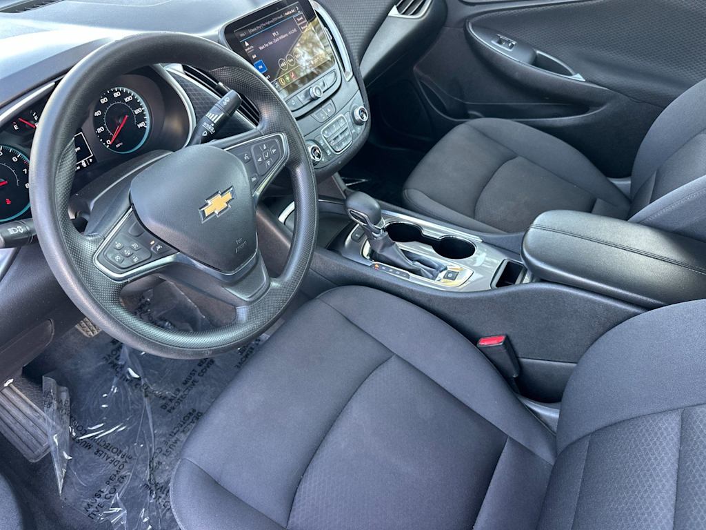 Thumbnail: 2025 Chevrolet Malibu - 9