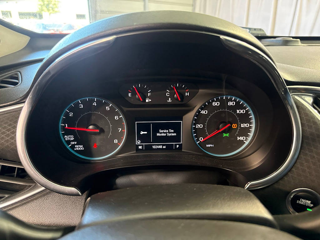 Thumbnail: 2020 Chevrolet Malibu - 12