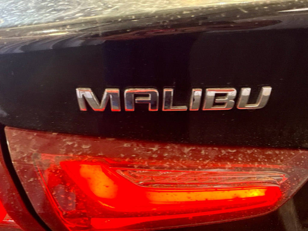 Thumbnail: 2020 Chevrolet Malibu - 6
