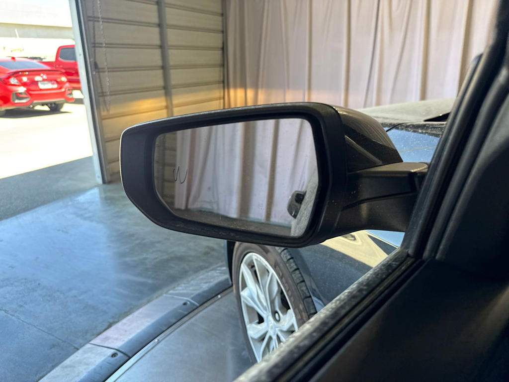 Thumbnail: 2020 Chevrolet Malibu - 24