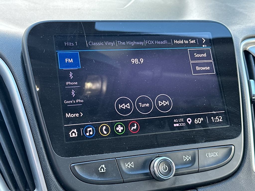 Thumbnail: 2022 Chevrolet Malibu - 14