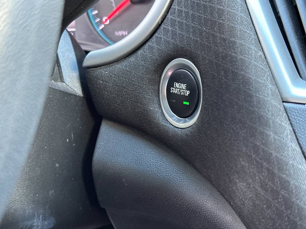 Thumbnail: 2022 Chevrolet Malibu - 26