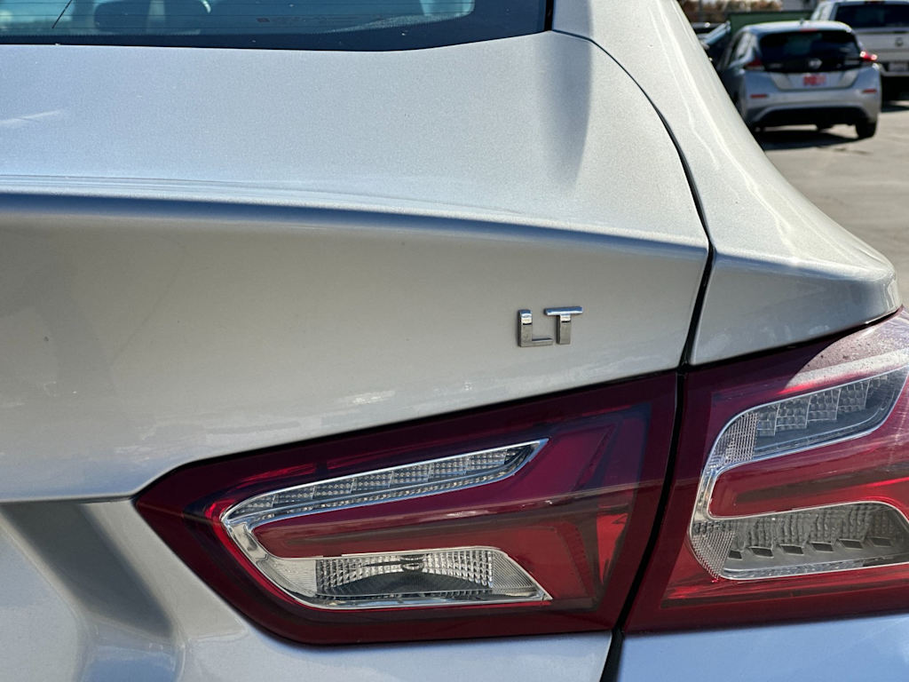 Thumbnail: 2022 Chevrolet Malibu - 29