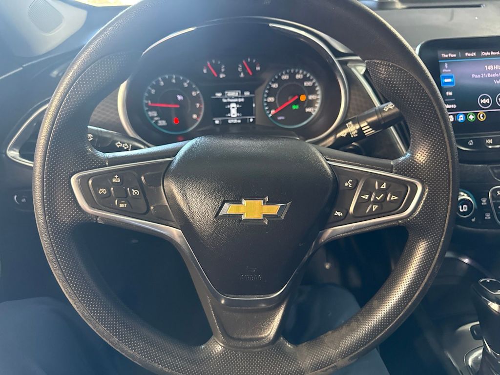Thumbnail: 2019 Chevrolet Malibu - 2