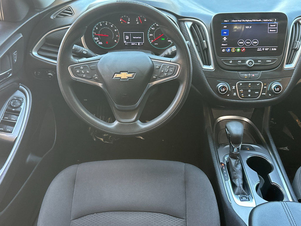 Thumbnail: 2024 Chevrolet Malibu - 11